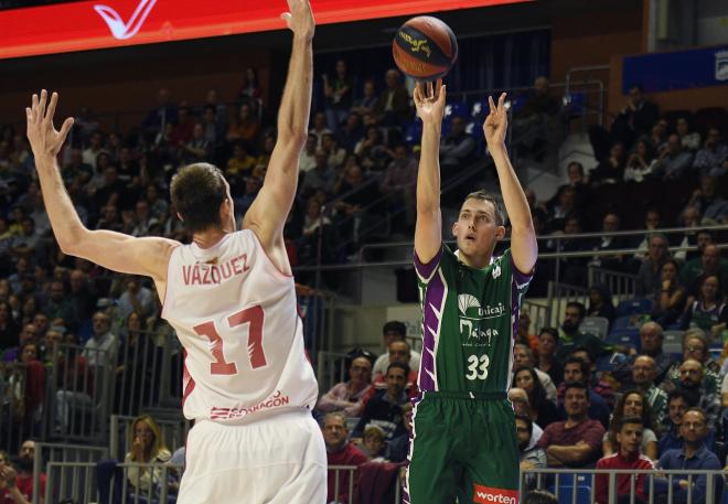 Wiltjer lanza de tres (Foto: ACB Photo / M.Pozo).