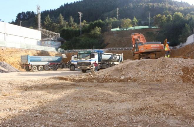 Las obras en Ipurua tienen que parar por la demanda de un convento de monjas (Foto: Eibar)