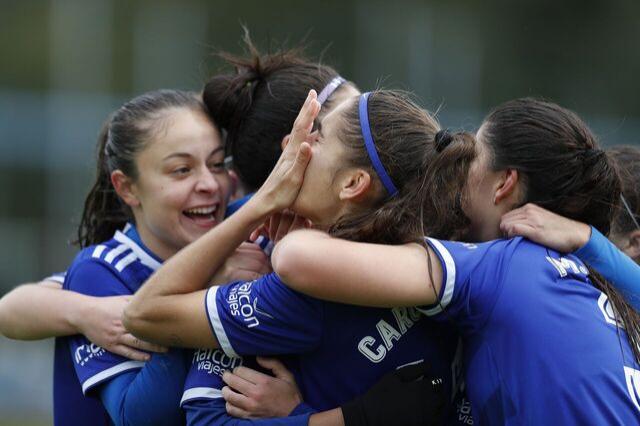 Las jugadoras del Real Oviedo Femenino celebran un gol ante el Lugo (Foto: ROV Fem).