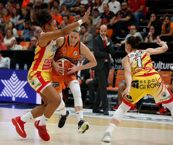 El Valencia Basket Femenino en casa (Foto: Miguel A. Polo)