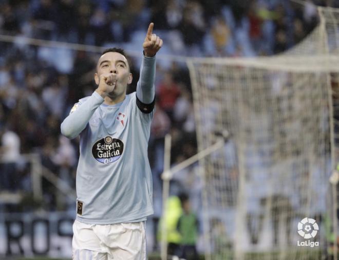 Aspas celebrando su gol ante la Real (Foto: LaLiga).