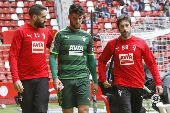 Jordi Calavera se retira lesionado del partido de Copa del Rey ante el Sporting de Gijón (Foto: LaLiga).