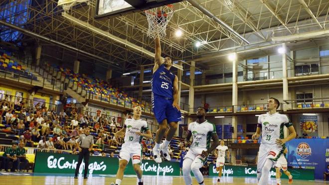 Una imagen del San Pablo Burgos-Unicaja del Circuito Movistar.