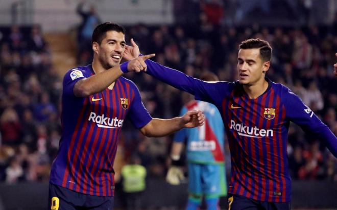 Suárez junto a Coutinho, en Vallecas.