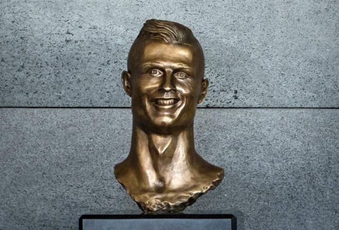Busto de Cristiano Ronaldo.