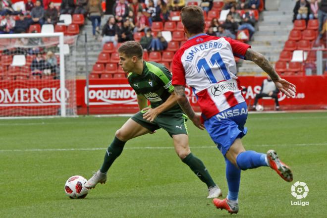 Pablo Hervías, en el duelo copero ante el Sporting de Gijón (Foto: LaLiga).