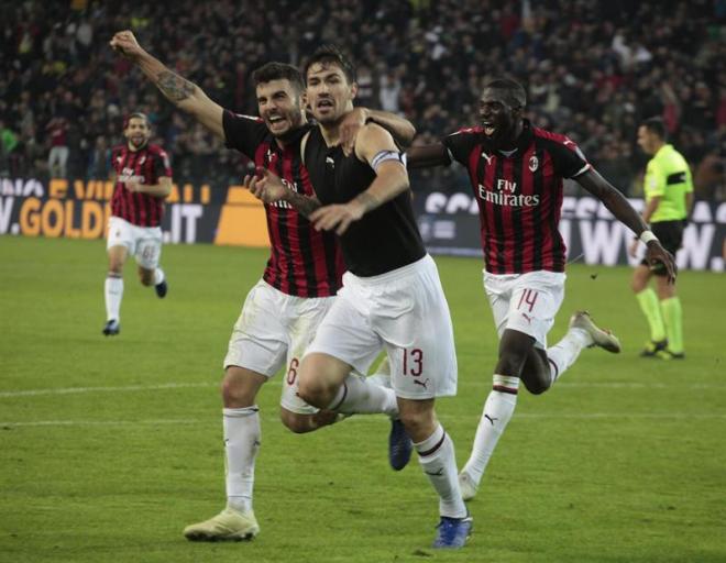Romagnoli celebra el gol del Milan ante el Udinese.