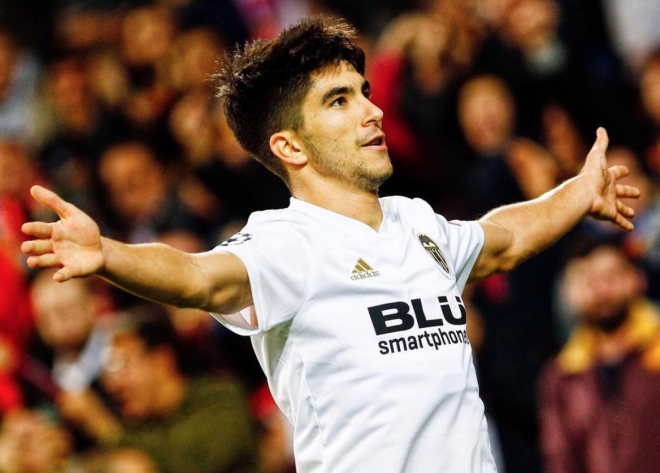 Carlos Soler celebra un gol (Foto: Valencia CF).