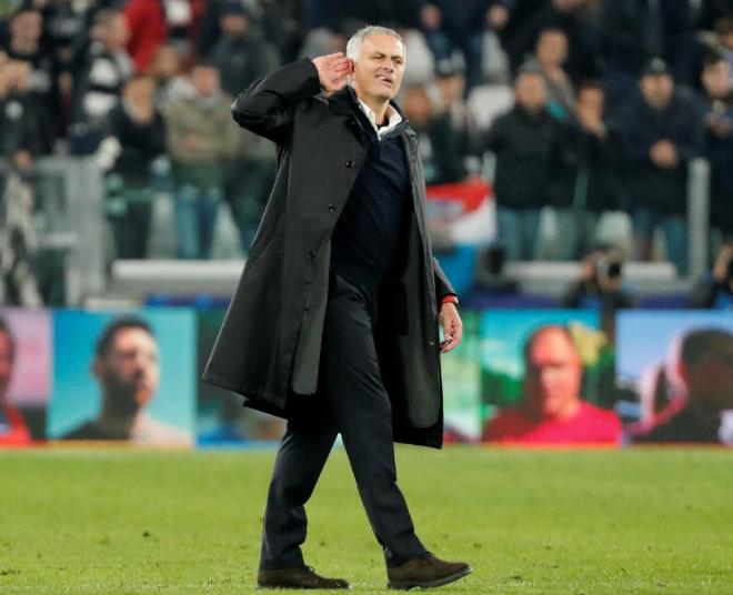 José Mourinho provoca a la afición local tras el Juventus-Manchester United.