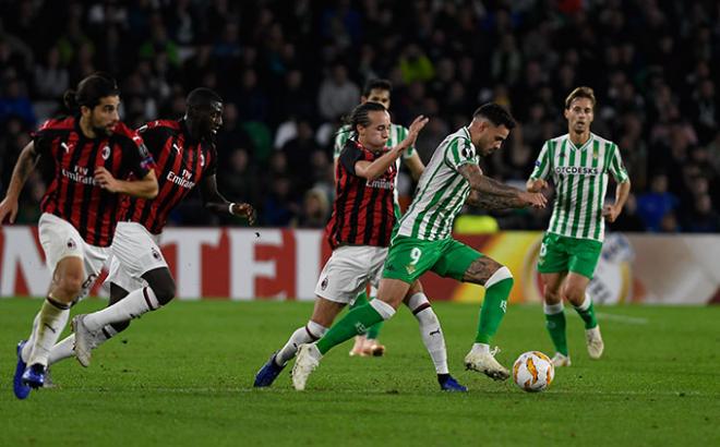 Partido disputado entre el Betis y Milán de la Europa League en la temporada 2018 (foto:  Kiko Hurtado)