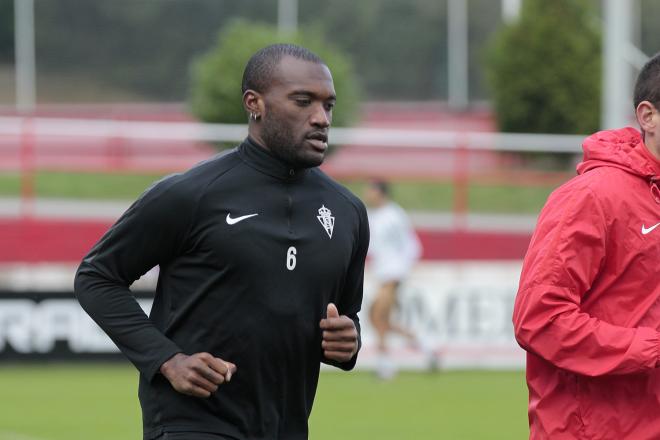 Babin, en un entrenamiento (Foto: Luis Manso).