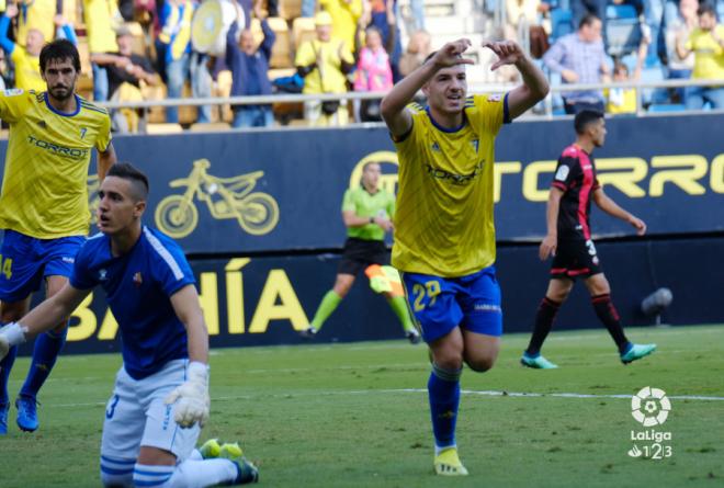 Manu Vallejo celebra su gol ante el Reus (Foto: LaLiga).