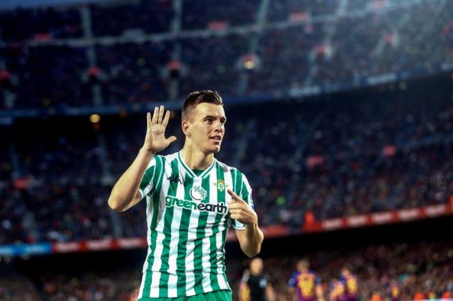 Giovani Lo Celso celebra el gol ante el Barcelona en el Camp Nou.