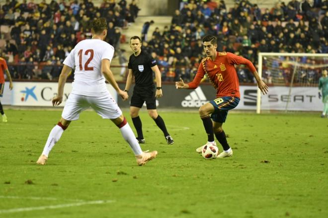 Carlos Fernández, durante el partido con la selección española sub 21 ante Dinamarca.