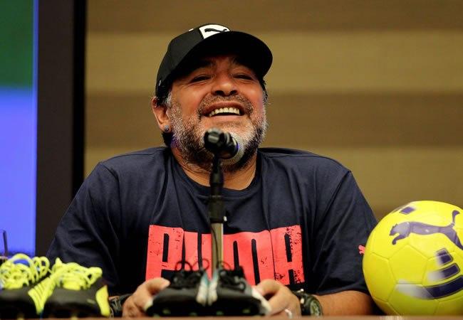 Maradona, en una rueda de prensa.