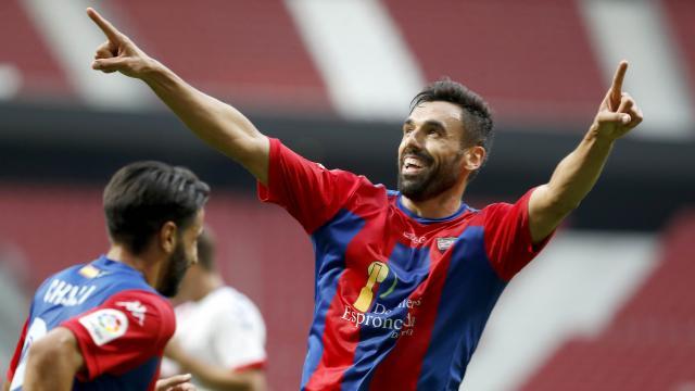 Enric Gallego celebra un gol (Foto: LaLiga).