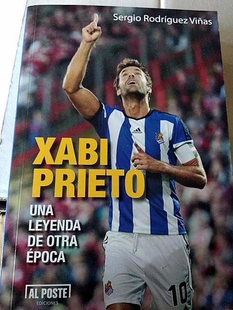 El libro sobre Xabi Prieto tiene 192 páginas y cuesta 16'90 euros.