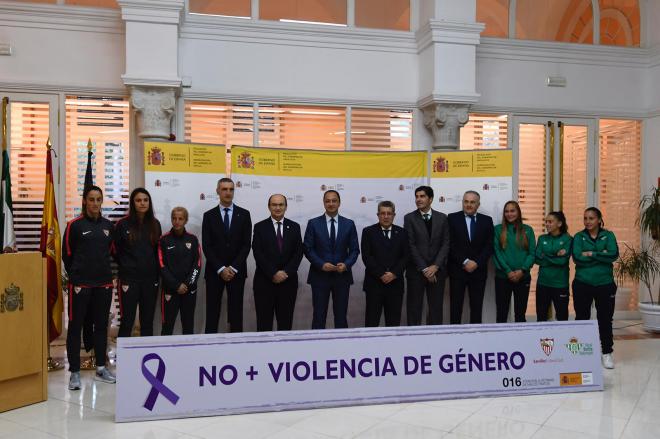 Acto contra la violencia de género (Foto: Kiko Hurtado).