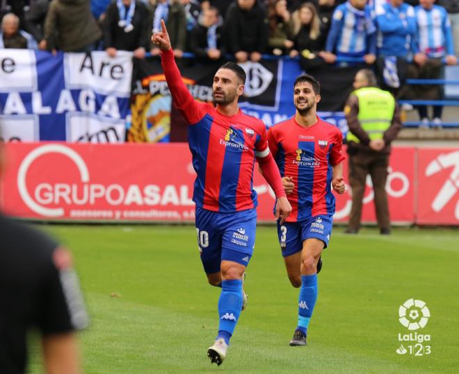Kike Márquez celebra el único gol del partido (Foto: LaLiga).