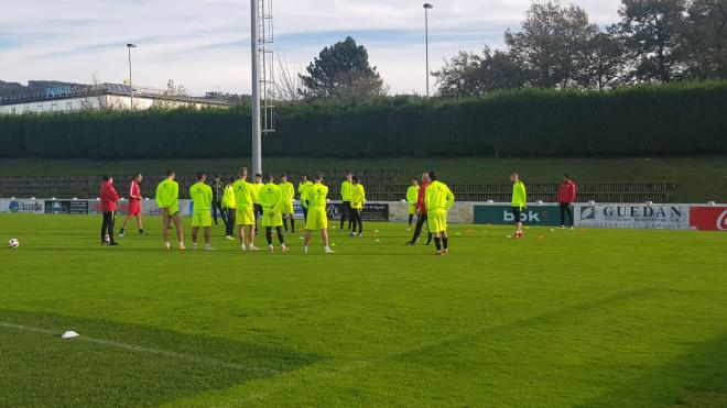 La SD Huesca ha entrenado este miércoles en Zamudio (Foto: DMQ Bizkaia).