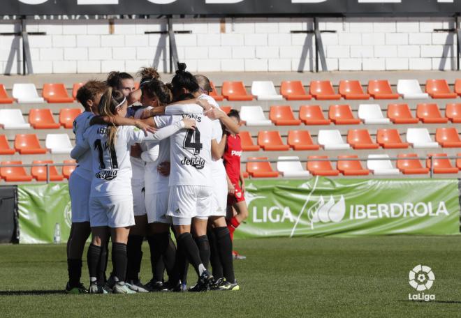 El Valencia Femenino se concentra antes de un partido de la Liga Iberdrola. (Foto: LaLiga Santander)