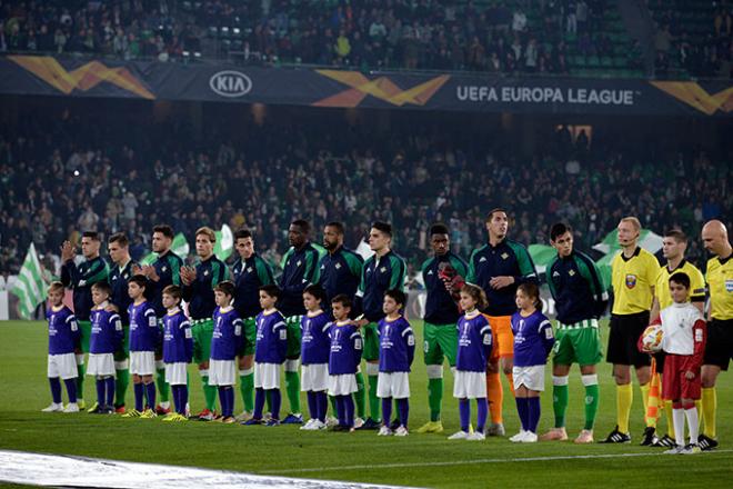 Once del Betis ante el Olympiacos (Foto: Kiko Hurtado).