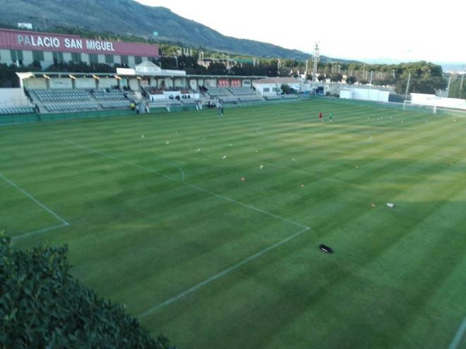 Perspectiva de El Pozuelo, campo del Juventud de Torremolinos.