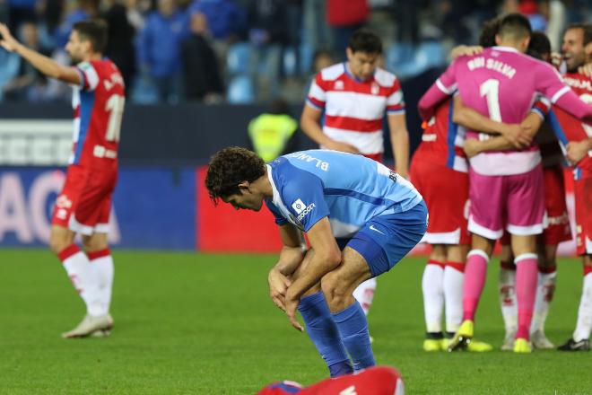 Blanco Leschuk se lamenta tras el partido (Foto: Paco Rodríguez).