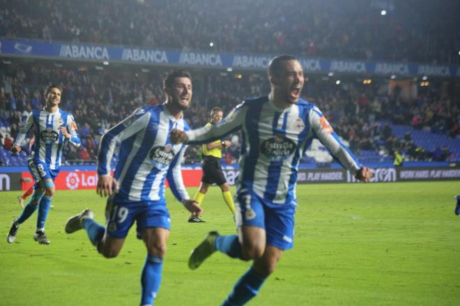 Quique González celebra su gol ante el Real Zaragoza (Foto: Iris Miquel)..jpg