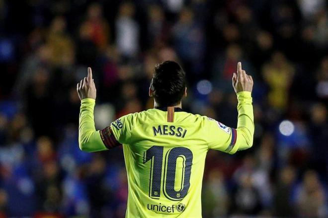 Leo Messi festeja un gol ante el Levante (Foto: EFE).
