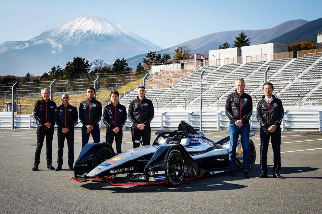 Equipo de Nissan para el estreno en la Fórmula E. 