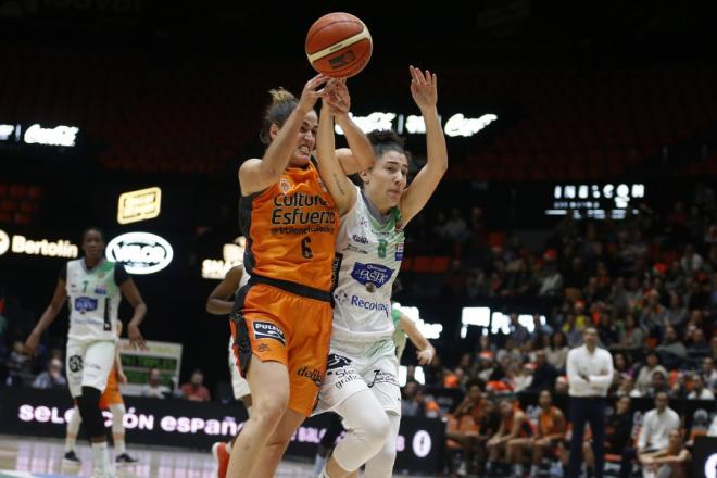 Valencia Basket Femenino juega en Vitoria este viernes.
