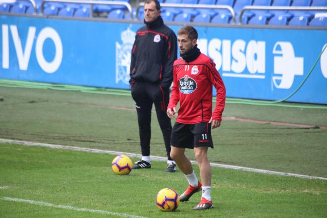 Fede Cartabia, en el entrenamiento del Deportivo en Riazor (Foto: Iris Miquel).