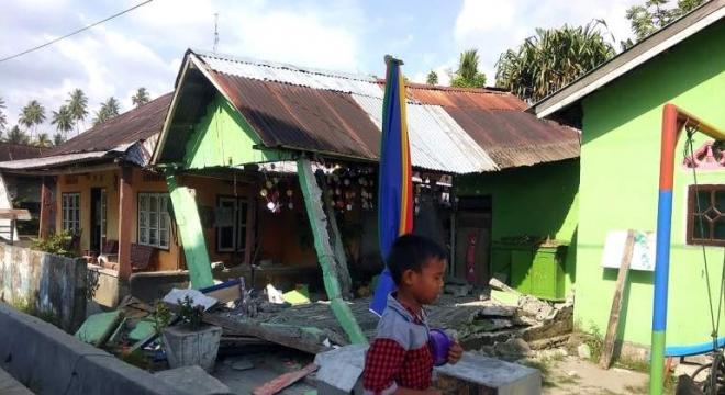 Imagen devastadora del tsunami en Indonesia.