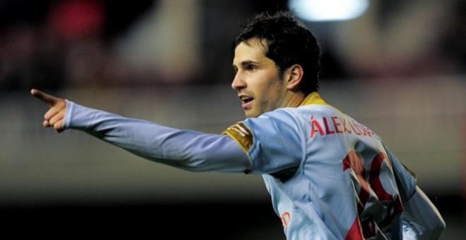 Álex López celebra un gol con el Celta.