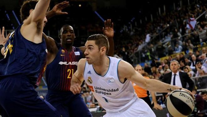 Real Madrid durante un partido contra el Barcelona. (Foto: mundodeportivo)