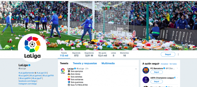 La imagen principal en el Twitter de LaLiga con los peluches del Betis-Eibar.