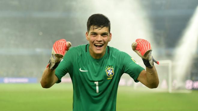 El portero Gabriel Brazao celebra un gol de Brasil.