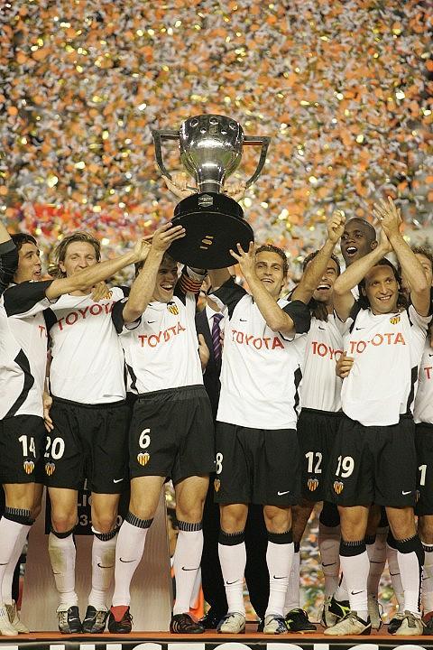 Campeones de Liga 2003-04. (Foto: Valencia CF)