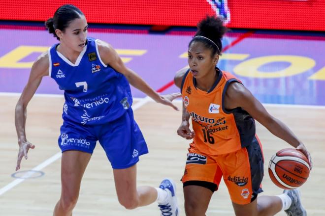 El Valencia Basket Femenino juega ante el Perfumerías