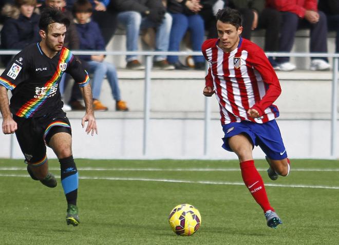 Juan Moreno, durante un partido con el filial del Atlético de Madrid.