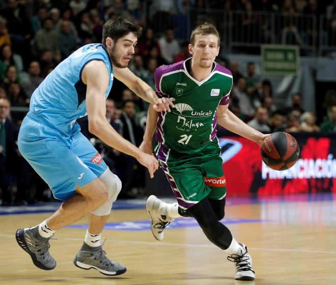 Waczynski encara a Vicedo en el partido de la primera vuelta (Foto: ACB Photo 7 M.Pozo).