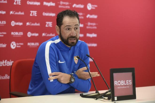 El entrenador del Sevilla, Pablo Machín, en la rueda de prensa previa al partido copero (Foto: Sevilla FC)