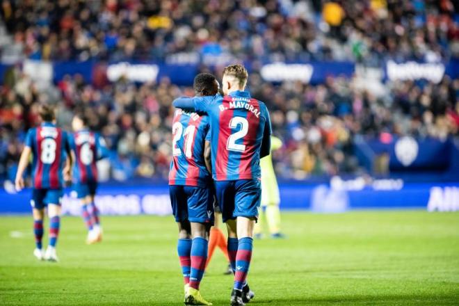 Boateng quedará para siempre con esos tres tantos que le marcó al Barça en el histórico 5-4 (Foto: LUD).
