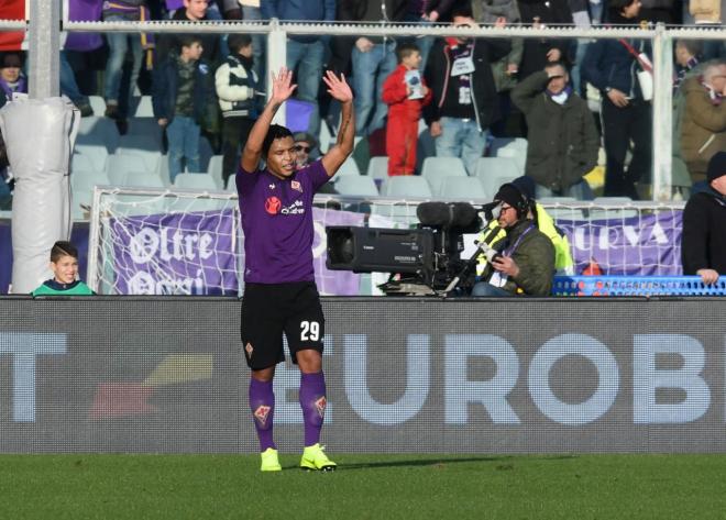 Muriel celebra su primer gol oficial con la Fiorentina.