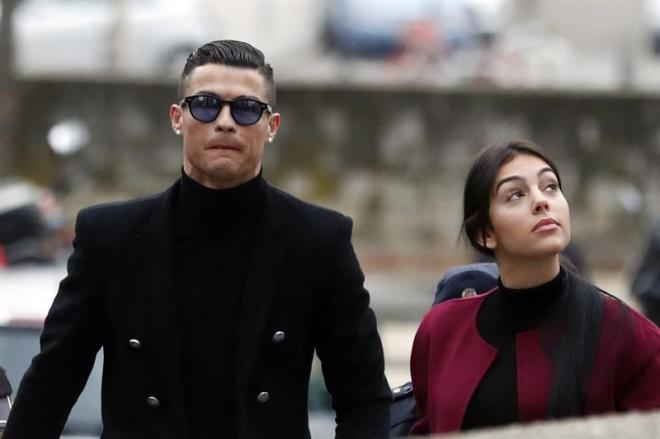 Cristiano Ronaldo, con Georgina