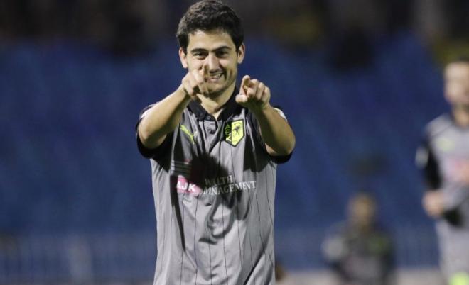 Nacho Cases celebra su gol con el AEK Larnaca (Foto: AEK).