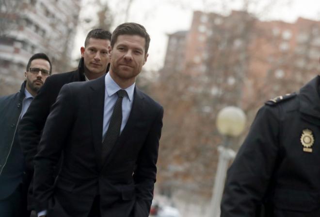 Xabi Alonso, a su llegada a los Juzgados de Madrid.