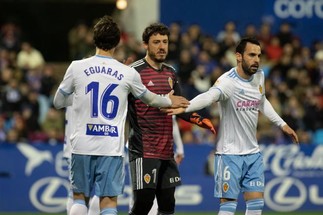 Eguaras, Cristian y Guitián, ante el Real Oviedo (Foto: Dani Marzo).