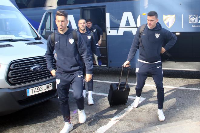 Los jugadores, antes de partir a Tenerife.